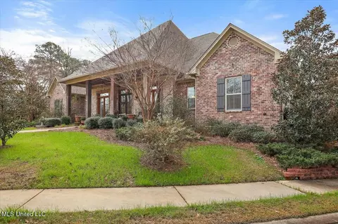11 Gallaghers Pass, Ridgeland, MS 39157 photo 2