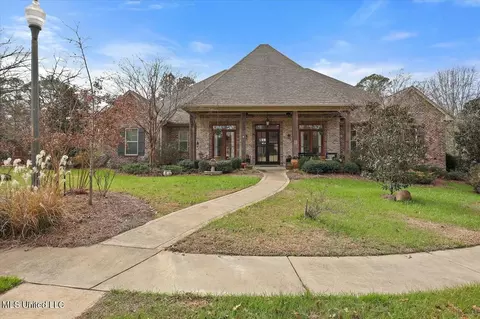 11 Gallaghers Pass, Ridgeland, MS 39157
