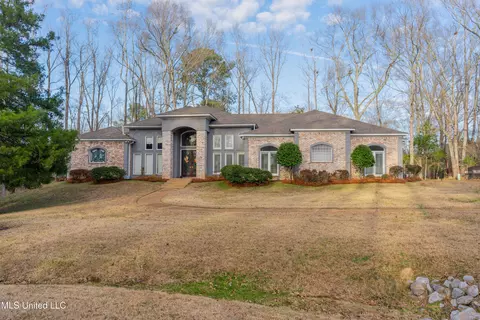 3 Atlanta Cv, Clinton, MS 39056