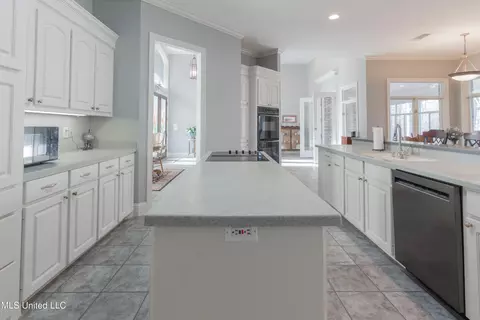 Kitchen - 3 Atlanta Cv, Clinton, MS 39056 photo 5 of 8