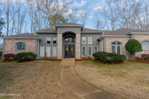 Exterior - 3 Atlanta Cv, Clinton, MS 39056 photo 4 of 20