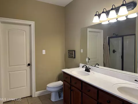 1478 E Lake Front Dr, Hernando, MS 38632 photo 10