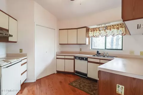 7952 Hapuna Pl, Diamondhead, MS 39525 photo 3