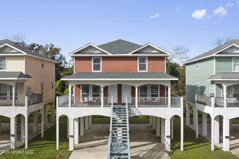 269 Benachi Ave #A&B, Biloxi, MS 39530