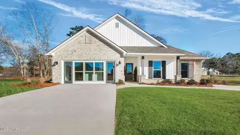 205 Serenity Lake Dr, Pearl, MS 39208