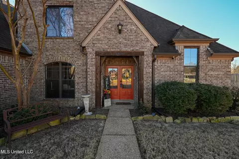 13239 W Three Hawks Dr, Olive Branch, MS 38654 photo 4