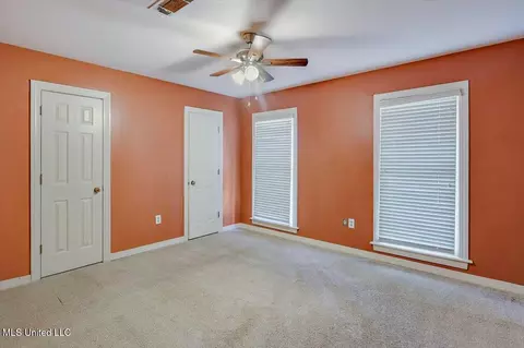 Bedroom - 1507 Northlake Cir, Jackson, MS 39211 photo 1 of 5