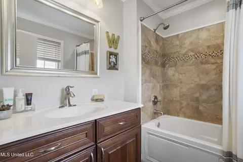 Bath - 16348 Willow Oak Dr, Biloxi, MS 39532 photo 1 of 2