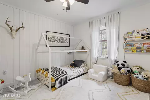 Bedroom - 16348 Willow Oak Dr, Biloxi, MS 39532 photo 3 of 4