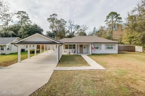 4811 Kendall Ave, Gulfport, MS 39507