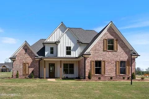 5240 Camp Xing, Hernando, MS 38632