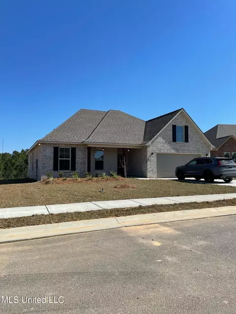 15276 High Point Dr, Gulfport, MS 39503