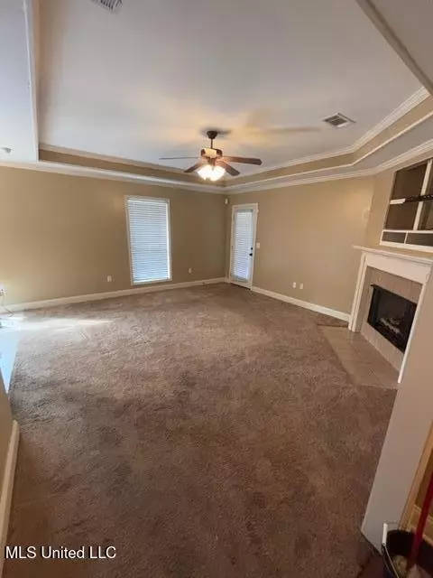 Living - 343 Sunny Brook Ct, Terry, MS 39170 photo 1 of 2
