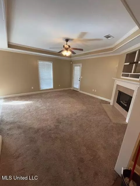 Living - 343 Sunny Brook Ct, Terry, MS 39170 photo 2 of 2