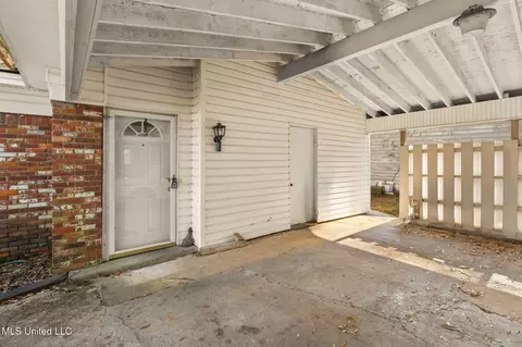 1303 Post Rd, Clinton, MS 39056 photo 5