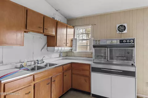 1303 Post Rd, Clinton, MS 39056 photo 12