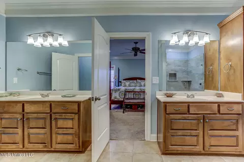 1444 W Notting Hill Cv, Hernando, MS 38632 photo 10