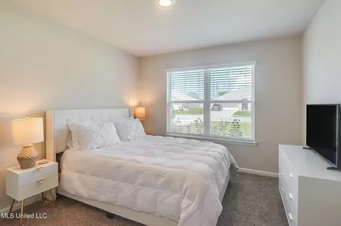Bedroom - 1071 Enclave Cir, Long Beach, MS 39560 photo 3 of 3