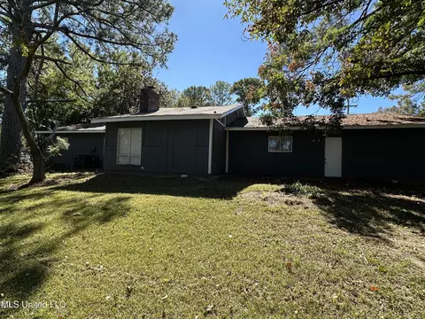336 Maywood Cir, Jackson, MS 39211 photo 8