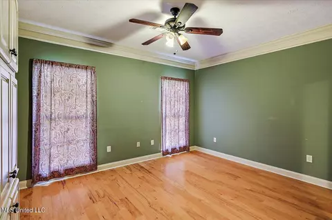 Bedroom - 682 Spring Lake Dr, Pearl, MS 39208 photo 5 of 8