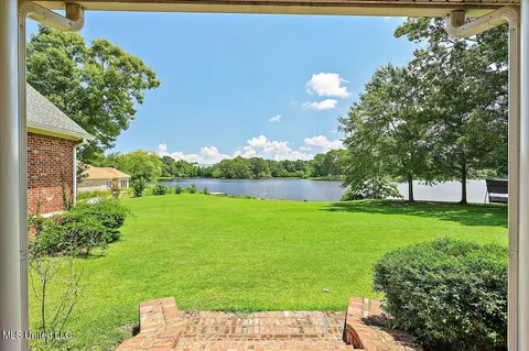 Exterior - 682 Spring Lake Dr, Pearl, MS 39208 photo 5 of 13