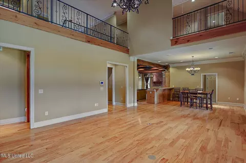 Living - 682 Spring Lake Dr, Pearl, MS 39208 photo 1 of 5