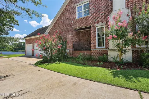 Exterior - 682 Spring Lake Dr, Pearl, MS 39208 photo 8 of 13