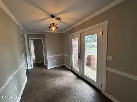Entry Way - 9 Treeway Dr, Brandon, MS 39042 photo 1 of 1