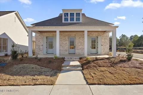 129 Water St, Madison, MS 39110