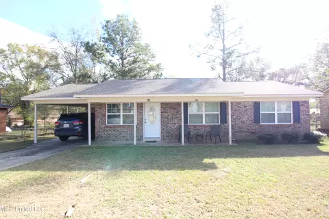43 Robbie St, Lucedale, MS 39452