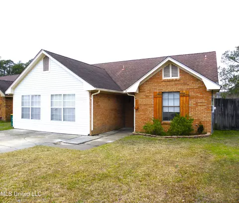 851 Laurelwood Dr, Biloxi, MS 39532