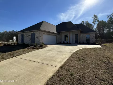 127 Bronson Bnd, Flowood, MS 39232