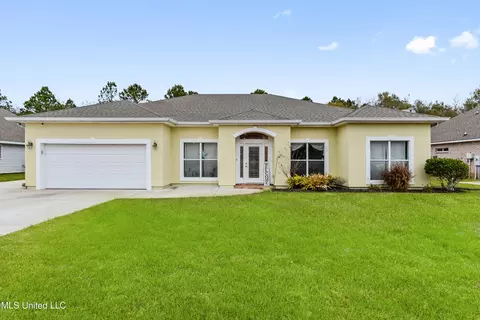 7120 Southwind Dr, Biloxi, MS 39532