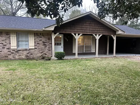 149 Mayfair Dr, Jackson, MS 39212