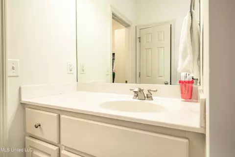 407 Pinebrook Cir, Brandon, MS 39047 photo 17