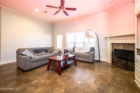 407 Pinebrook Cir, Brandon, MS 39047 photo 4
