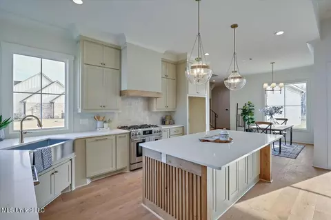 Kitchen - 202 Disciple Dr, Brandon, MS 39047 photo 4 of 5