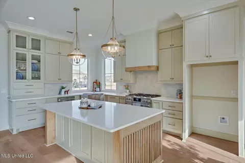 Kitchen - 202 Disciple Dr, Brandon, MS 39047 photo 1 of 5