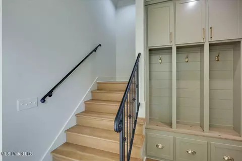Entry Way - 202 Disciple Dr, Brandon, MS 39047 photo 3 of 3