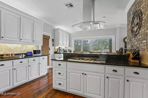 Kitchen - 502 Fawn Cv, Canton, MS 39046 photo 1 of 4