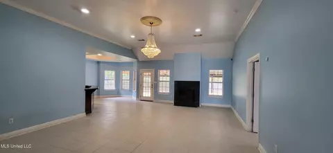 Living - 6523 Ryegrass Ln, Biloxi, MS 39532 photo 1 of 1