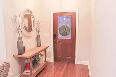 Entry Way - 2176 Johns Mayton Rd, Brandon, MS 39042 photo 3 of 5