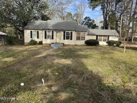 804 Valencia St, Jackson, MS 39204