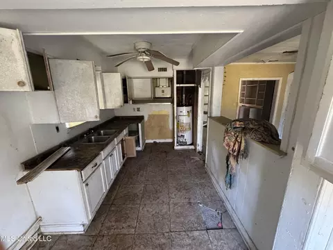 804 Valencia St, Jackson, MS 39204 photo 7