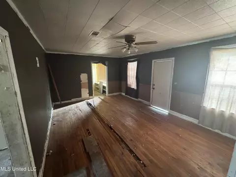 804 Valencia St, Jackson, MS 39204 photo 3