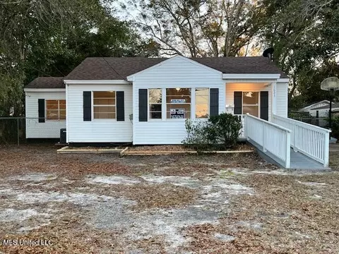1623 Hollywood Blvd, Biloxi, MS 39531