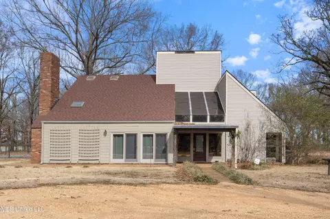 978 Walnut Rd, Sardis, MS 38666 photo 2