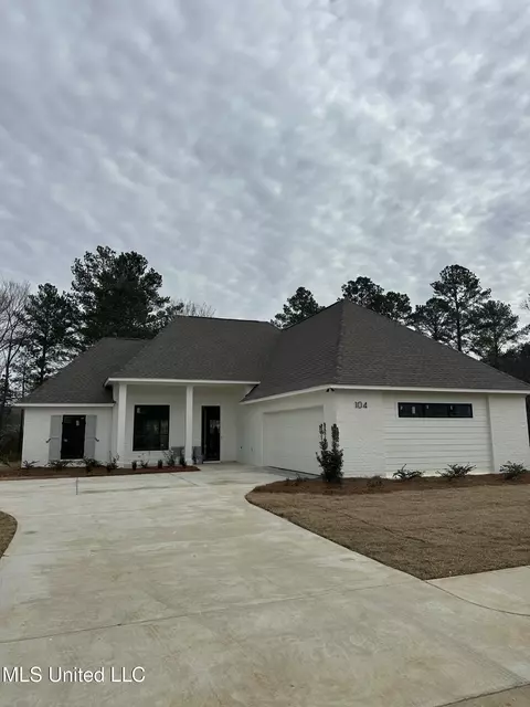 104 Hutto Ln, Madison, MS 39110