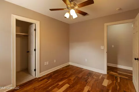 Bedroom - 106 Blackstone Cir, Brandon, MS 39047 photo 2 of 4
