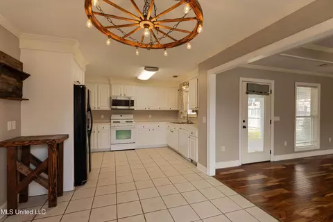 Entry Way - 106 Blackstone Cir, Brandon, MS 39047 photo 1 of 3